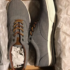 Polo sneakers